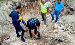 Devremde yıkılan evin temelinde ceset bulunmuştu: Cinayet davasında 2 sanığa müebbet, 1 sanığa da 4 yıl hapis