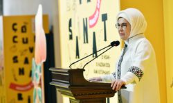 Emine Erdoğan, Rami Çocuk ve Sanat Bienali'nin açılışına katıldı