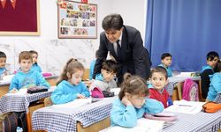 Mersin İl Milli Eğitim müdüründen ilkokula ziyaret