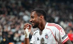 Beşiktaşlı Murillo kafa travması şüphesiyle hastaneye götürüldü