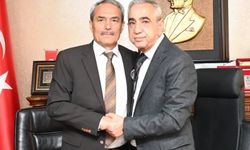 Mezitli Esnaf Odası’ndan Başkan Veysel Sarı’ya destek