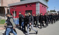 Kadro alamayan öğretim görevlisi, meslektaşlarını dolandırdı