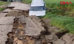 Kadirli'de heyelan; 1 otomobil zarar gördü