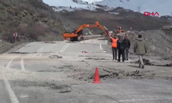 Kara yolunda heyelan paniği