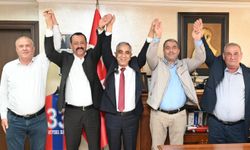 Mersin’de şoförler odalarına bilgisayar desteği