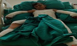 Uçurtmasını almak isterken elektrik akımına kapıldı