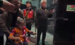 Galatasaray’ın yıldızı Victor Osimhen minik taraftarı kırmadı