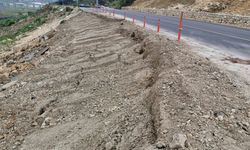 Emirler yolundaki tehlikeye Büyükşehir’den hızlı müdahale