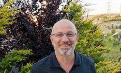 Felsefeci Özdemir Eğitimde aforizmaları anlatıyor