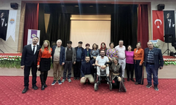 Karacaoğlan’ın sesi gençlerle yankılandı