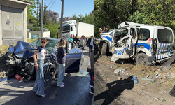 İzmir Bornova’da zincirleme kaza: 2 ölü, 5 yaralı