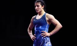 Milli güreşçi Elvira Süleyman Kamaloğlu, Avrupa Güreş Şampiyonası'nda finale yükseldi