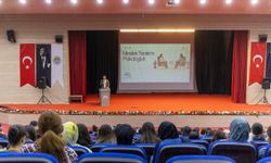 Öğrencilere yönelik ‘Meslek Tanıtım Semineri’ düzenledi