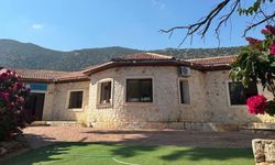 'Öğretmenin kızı geri kalınca sınıf da geri kaldı' şikayeti