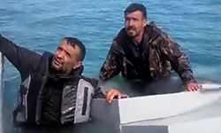 Su alan teknedeki 3 kişiyi balıkçılar kurtardı