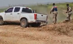 Türkiye sınırında, insan kaçakçılarıyla kovalamaca anı kamerada: 3 gözaltı