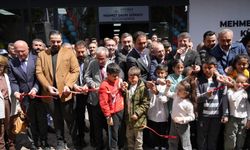 Gençler için modern kütüphane ve bilim merkezi açıldı