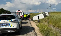 Minibüs şarampole uçtu: Diyarbakır’da 19 kişi yaralandı