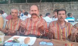 Dayısını döverek öldürüp, cesediyle 3 gün kaldı