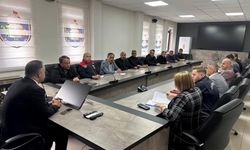Mersin'de kayısı hasadı değerlendirme toplantısı yapıldı