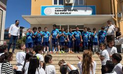 İlkokullar Arası Futbol Turnuvası'nın sahibi Cengiz Topel ilkokulu oldu