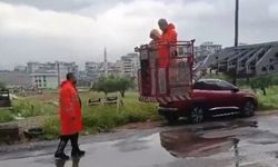 Kahramanmaraş’ta ev yangını: Mahsur kalan 3 kişiyi itfaiye kurtardı