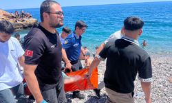 Arkadaşını kurtarmak isterken boğulma tehlikesi geçirdi