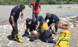 Serinlemek için girdiği suda can verdi