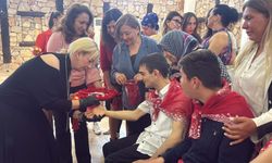 Özel gereksinimli öğrencilere asker eğlencesi