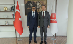 Ekmen’den Vahap Seçer’e hayırlı olsun ziyareti