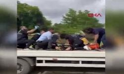 Irmağa düşen kadın, çekici üzerindeki müdahaleyle hayata tutundu