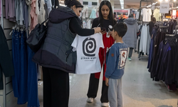 Mutluluk Gönüllüleri 500 çocuğun yüzünü güldürecek