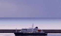 Hantavirüs vakalarının olduğu gemideki yolcular ülkelerine gönderiliyor
