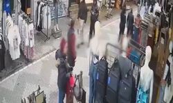 Çantayı koluna takıp böyle uzaklaştı