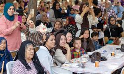 Kadınlar Anneler Günü için Tarsus Gençlik Merkezinde buluştu