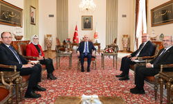 Kurtulmuş, Çocuk Hakları Alt Komisyonu üyelerini kabul etti