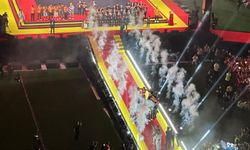 Şampiyon Galatasaray kupasına kavuştu