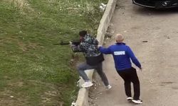 Sosyal medya kullanan eşine kızdı, kayınpederinin evine ateş etti