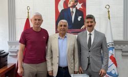 Eski futbolcu Mersin ASKF'de anıları tazeledi