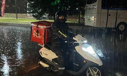 "Kuryeler yolun görünmezleri oldu"