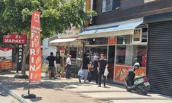 Bayram sabahı vatandaş kuyrukta, fırıncı tezgah başında