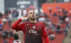 Vedat Muriqi, Fenerbahçe için İstanbul'da