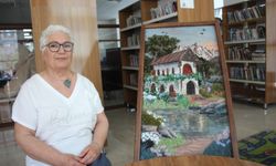 Kırık camları çöpe atmadı, sanata dönüştürdü