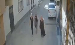 Girdikleri yemeklik malzeme çaldılar