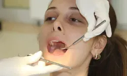 Stres ve vitamin eksikliği ağız içi yaraları tetikliyor