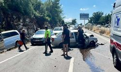 Bodrum’da otomobil ile minibüs çarpıştı: 6 yaralı