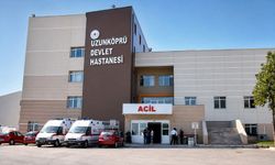 Çeltik fabrikasının ambarında 7 işçi, böcek ilacından zehirlendi
