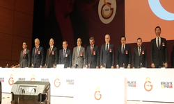 Galatasaray'da olağanüstü genel kuruldan 11 yetki çıktı
