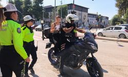 Kimliğini evde unuttu sınava polis yetiştirdi