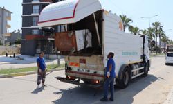 Toroslar’da çöp konteynerleri yıkanıp dezenfekte ediliyor